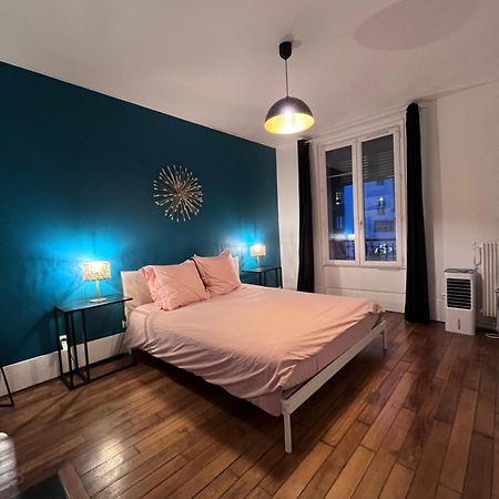 Appartamento Paris Eiffel Flats Esterno foto